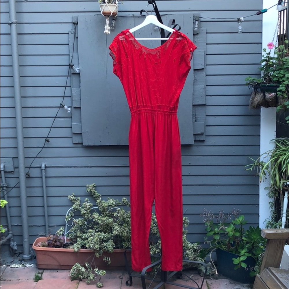 VINTAGE RED JUMPSUIT- m